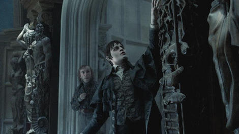Dark Shadows-1