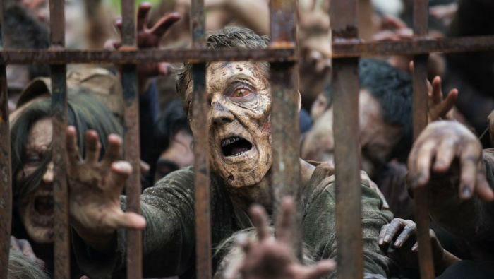 the walking dead s06e03 walker still w700