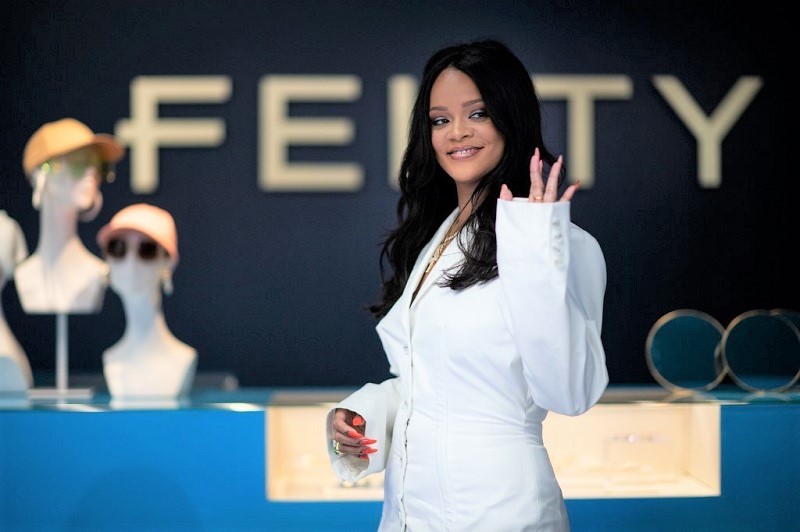 rihanna hails carte blanche at lvmh with new fashion line 5ce8371010852 