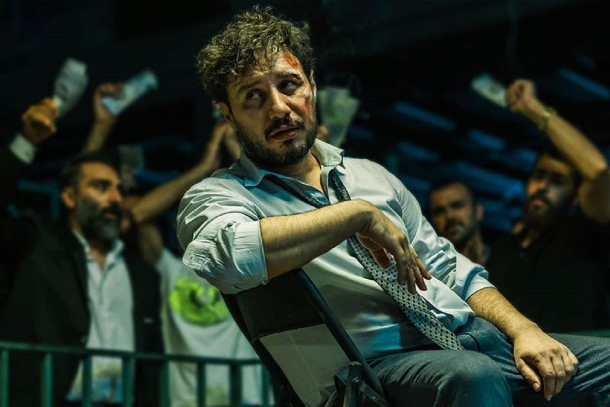 جواد عزتی - تمساح خونی